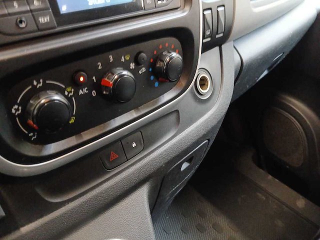 2019 renault trafic 1.6 dci l2h1 2.9t komfort lichte vrachtwagen - afbeelding 3 van  24