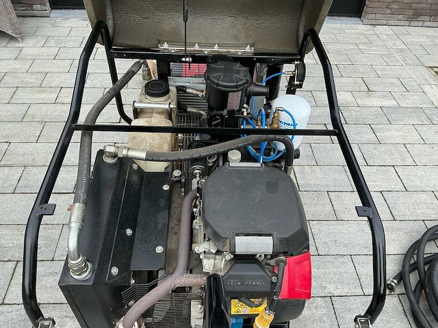 2019 rotair vrk200 luchtcompressor met blower en opvangbak - afbeelding 8 van  11