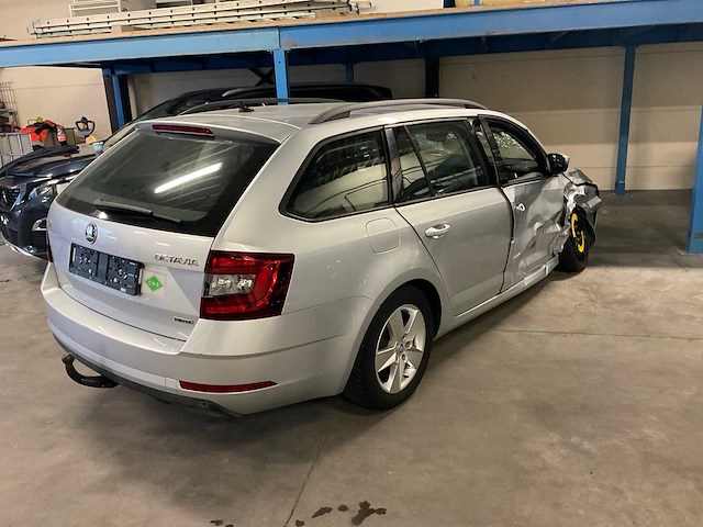 2019 skoda octavia schadewagen - afbeelding 37 van  41