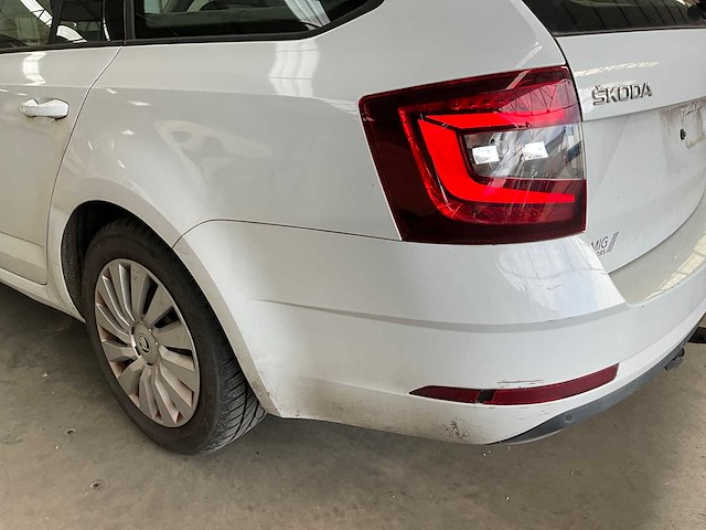 2019 skoda octavia stationwagen - afbeelding 15 van  40