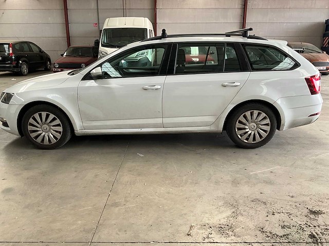 2019 skoda octavia stationwagen - afbeelding 12 van  40