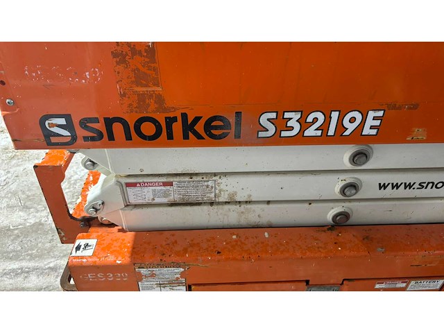 2019 snorkel s3219e compacte hoogwerker - extra smal - afbeelding 2 van  11