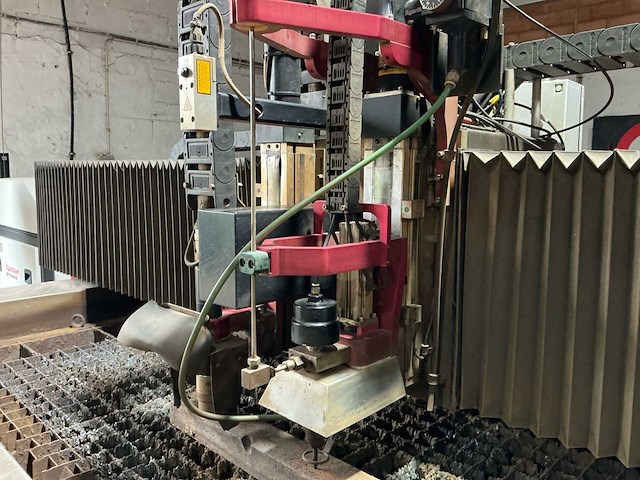 2019 stako trium wpc plasma/waterjet snijmachine - afbeelding 2 van  34