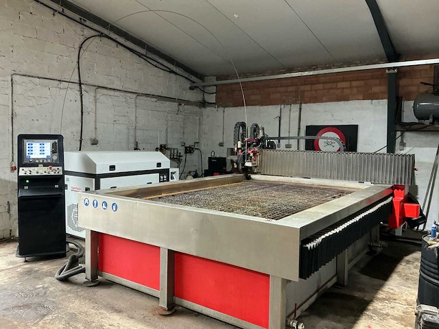 2019 stako trium wpc plasma/waterjet snijmachine - afbeelding 1 van  34