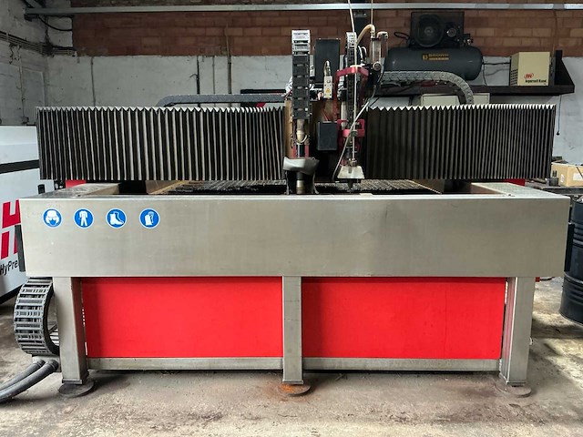 2019 stako trium wpc plasma/waterjet snijmachine - afbeelding 32 van  34