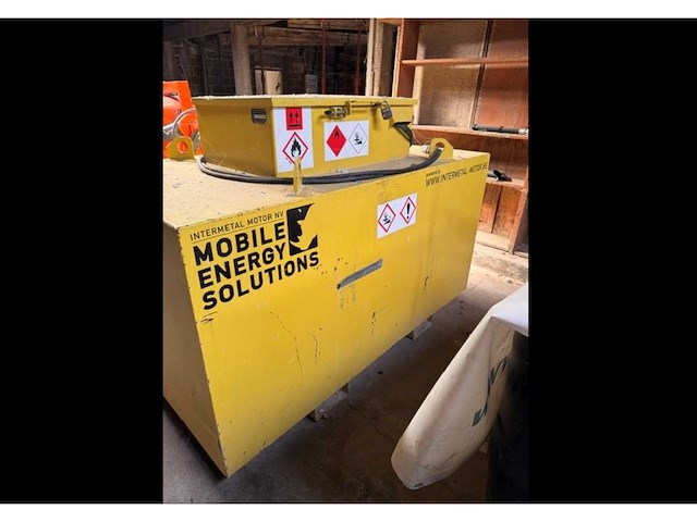 2019 stroomgroep 60kva + mazouttank 2100l - afbeelding 6 van  8