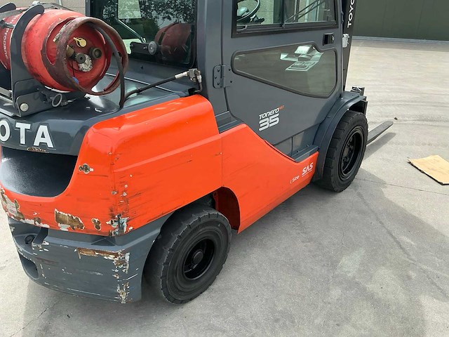 2019 toyota 8fgjf35 vorkheftruck met weeg systeem - afbeelding 102 van  105