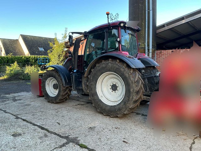 2019 valtra n174s vierwielaangedreven landbouwtractor - afbeelding 12 van  16
