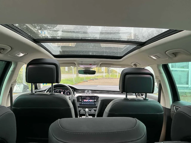 2019 volkswagen passat 2.0 tdi personenauto - afbeelding 4 van  19
