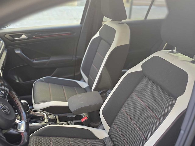 2019 volkswagen t-roc gt 2.0 tsi personenauto - afbeelding 11 van  28