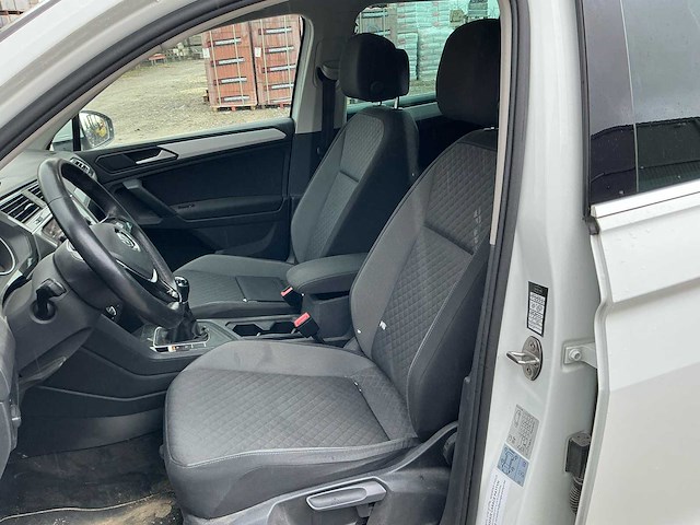 2019 volkswagen tiguan 2.0 tdi r-line suv personenauto - afbeelding 7 van  54