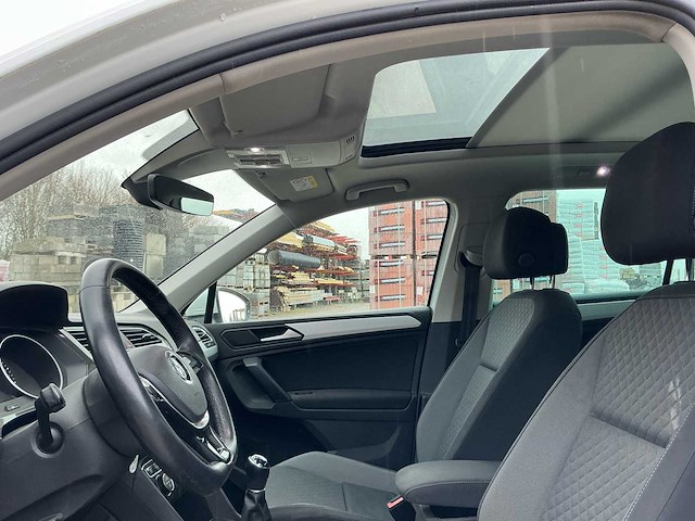 2019 volkswagen tiguan 2.0 tdi r-line suv personenauto - afbeelding 8 van  54
