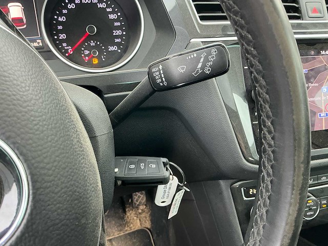2019 volkswagen tiguan 2.0 tdi r-line suv personenauto - afbeelding 16 van  54