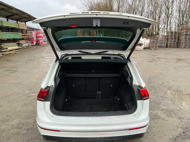 2019 volkswagen tiguan 2.0 tdi r-line suv personenauto - afbeelding 27 van  54
