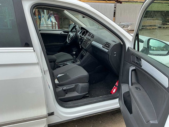 2019 volkswagen tiguan 2.0 tdi r-line suv personenauto - afbeelding 35 van  54