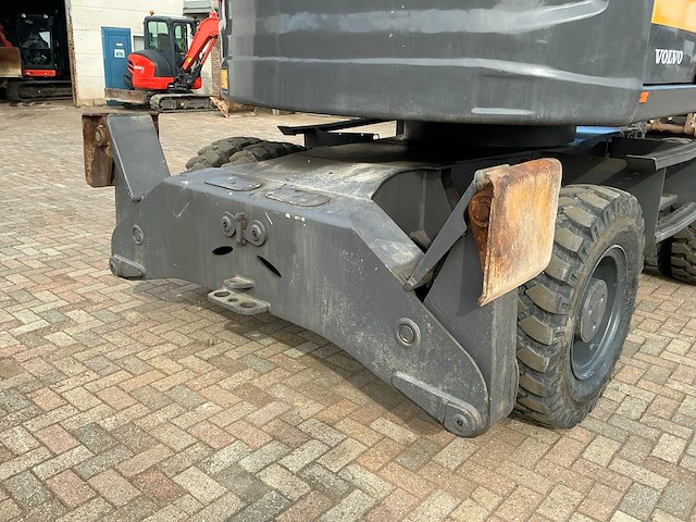 2019 volvo ewr150e banden graafmachine - afbeelding 8 van  24