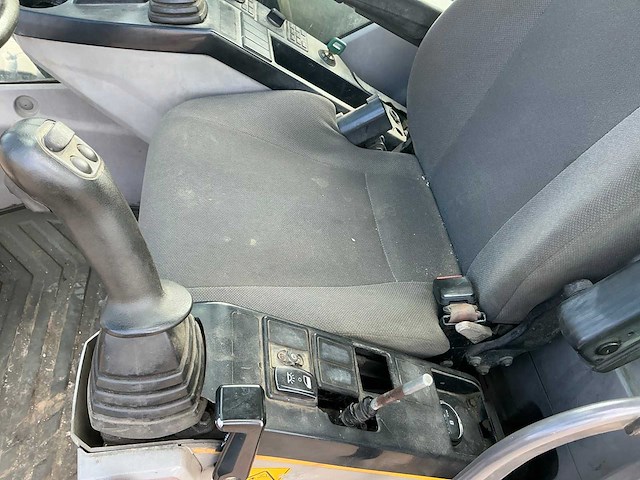 2019 volvo ewr150e banden graafmachine - afbeelding 17 van  24