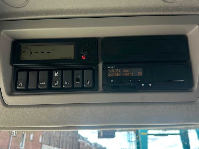 2019 volvo fl250 4 x 2 autotransporter - afbeelding 27 van  30