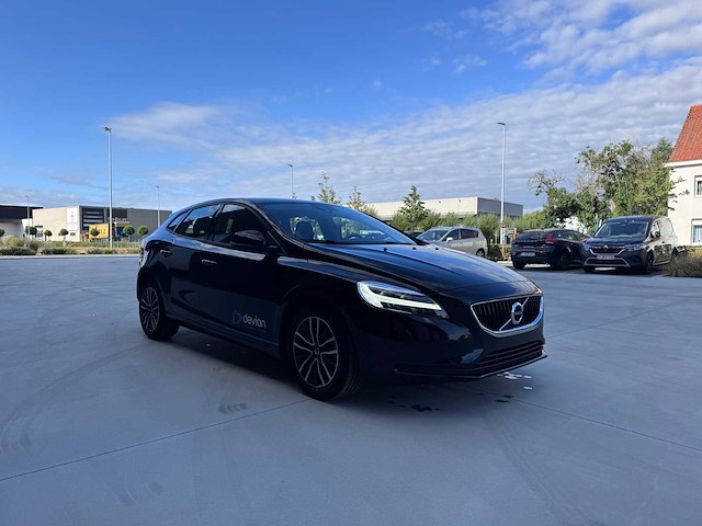 2019 volvo v40 - 7940km - afbeelding 2 van  2
