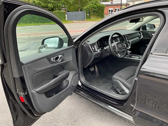 2019 volvo v60 personenauto - afbeelding 2 van  32