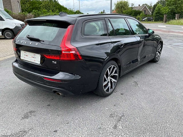 2019 volvo v60 personenauto - afbeelding 29 van  32