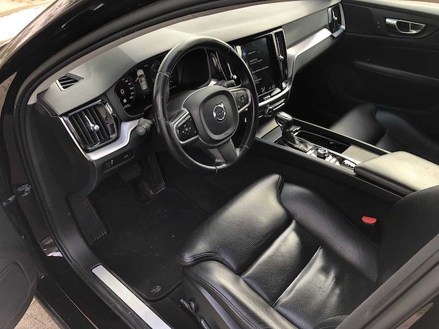 2019 volvo v60 personenauto - afbeelding 24 van  26