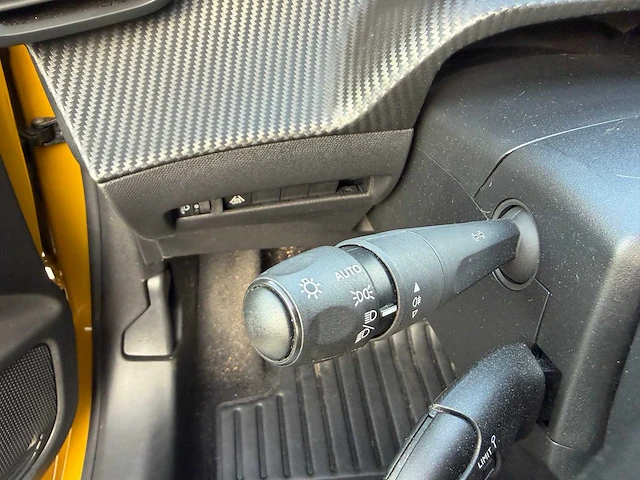 2020 - peugeot - 208 - 2 1.2 puretech - 12v turbo - car - afbeelding 4 van  19