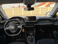 2020 - peugeot - 208 - 2 1.2 puretech - 12v turbo - car - afbeelding 16 van  19