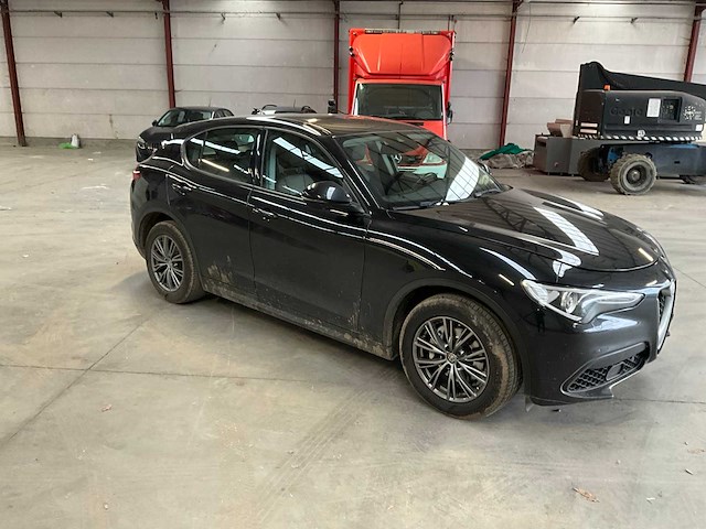2020 alfa romeo stelvio - afbeelding 12 van  18
