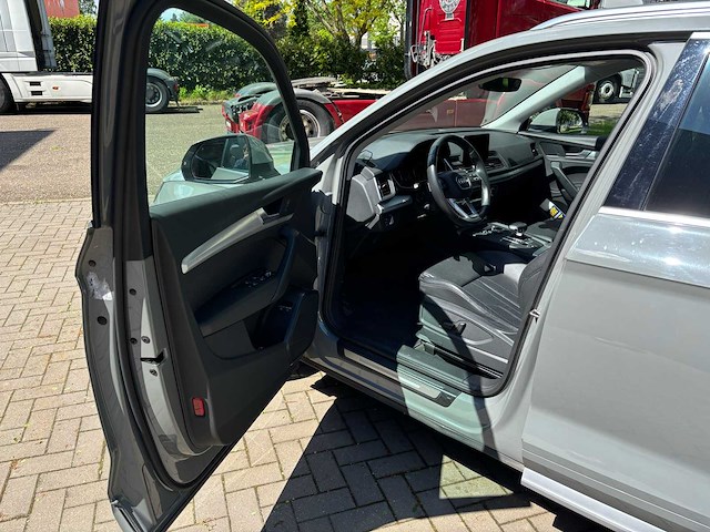 2020 audi q5 50 tfsi e quattro s tronci plug-in hybride personenauto - afbeelding 4 van  37