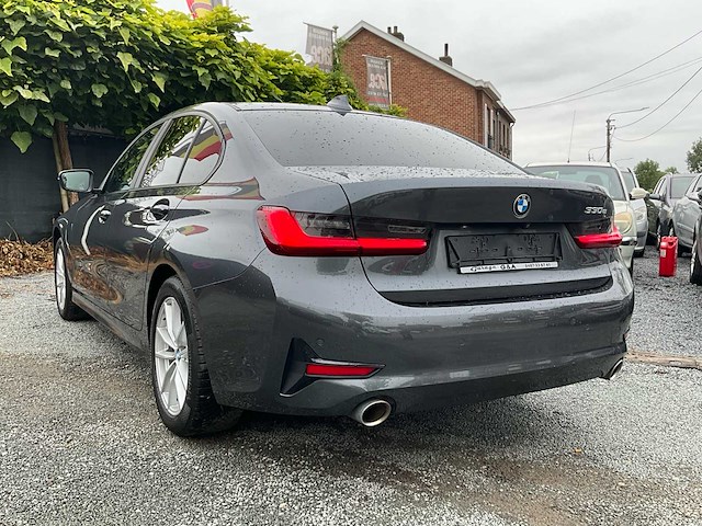 2020 bmw 330e - afbeelding 16 van  32
