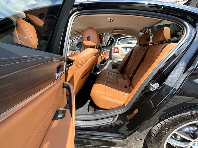2020 bmw 530e g30 sedan - afbeelding 25 van  39