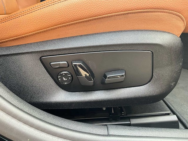 2020 bmw 530e g30 sedan - afbeelding 30 van  39