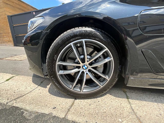 2020 bmw 530e g30 sedan - afbeelding 9 van  39