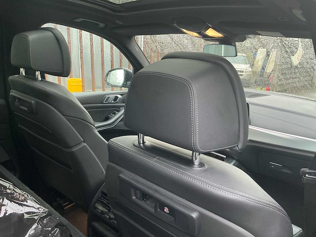 2020 bmw x5 xdrive 40i lichte vracht - afbeelding 35 van  51