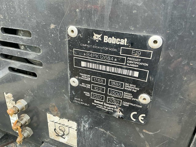 2020 bobcat e19 rupsgraafmachine met machinetransporter (2021) - afbeelding 9 van  31