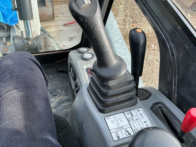 2020 bobcat e19 rupsgraafmachine met machinetransporter (2021) - afbeelding 21 van  31