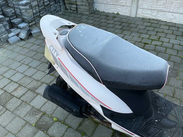 2020 btc znay50 brommer - afbeelding 11 van  11