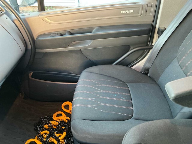 2020 daf cf 410 fan vrachtwagen + haakarm + laadkraan + container - afbeelding 21 van  72