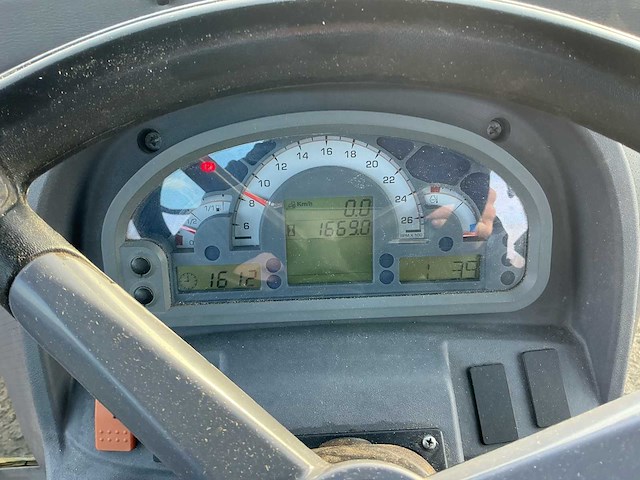 2020 deutz fahr 4070 e vierwielaangedreven landbouwtractor - afbeelding 32 van  62