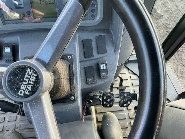 2020 deutz fahr 4070 e vierwielaangedreven landbouwtractor - afbeelding 36 van  62