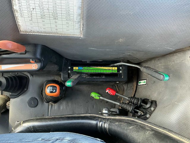 2020 deutz fahr 4070 e vierwielaangedreven landbouwtractor - afbeelding 40 van  62