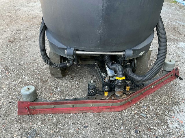 2020 dibo ipc ct230 bt100r zelfrijdende veegmachine - afbeelding 2 van  14