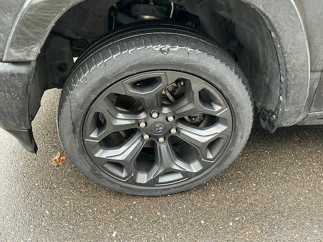 2020 dodge ram laramie 4x4 - afbeelding 2 van  24