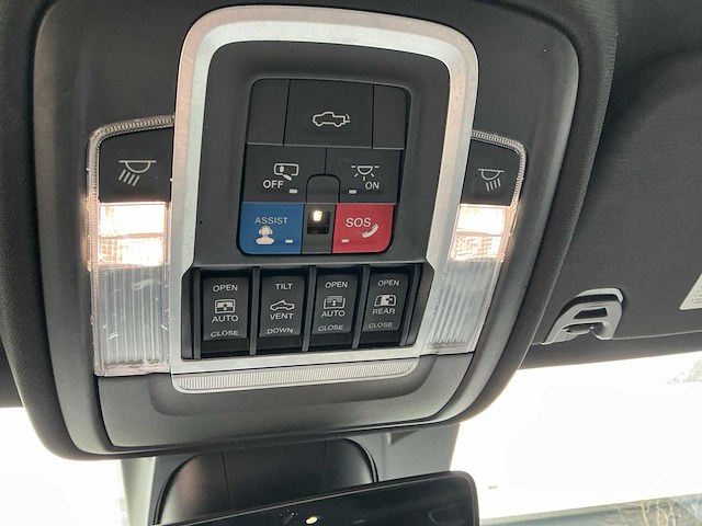 2020 dodge ram laramie 4x4 - afbeelding 13 van  24