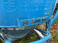 2020 eichinger betonkubel - afbeelding 5 van  7