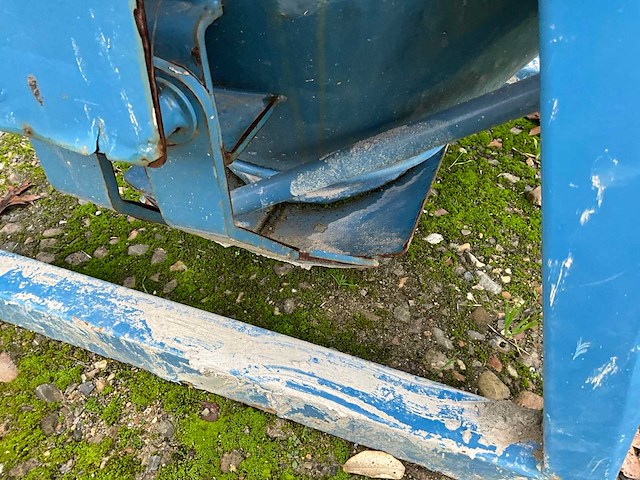 2020 eichinger betonkubel - afbeelding 6 van  7