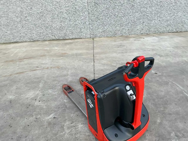 2020 fenwick t16 elektrische palletwagen - afbeelding 10 van  13