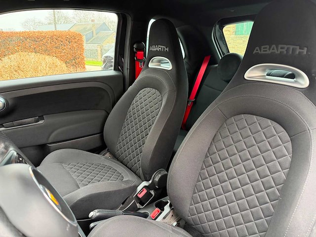 2020 fiat abarth 595 1.4 t - straalauto - afbeelding 26 van  45