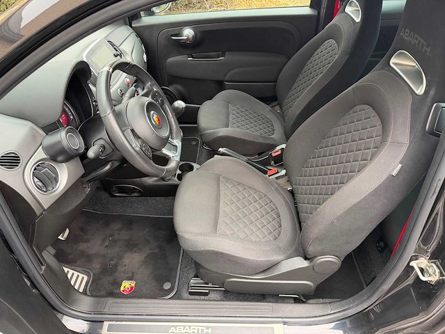 2020 fiat abarth 595 1.4 t - straalauto - afbeelding 24 van  42